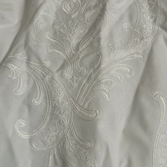 Chicos No Iron Blouse Size 2 White Cotton Button Down Shirt (2 12/14) - Picture 3 of 7